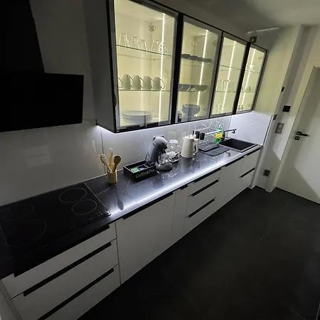 Modern Apartments, Nr 4, Nahe Schalke Arena, Zentral Zur Autobahn A42 Und A2, Ferienwohnung, Monteurwohnung Appartement *