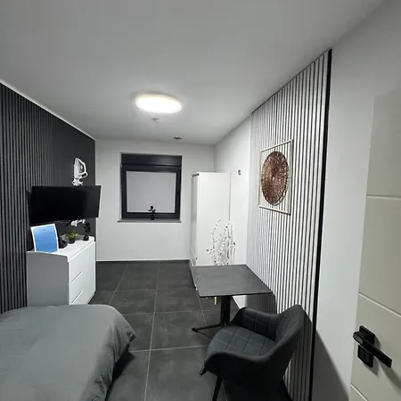 Modern Apartments, Nr 4, Nahe Schalke Arena, Zentral Zur Autobahn A42 Und A2, Ferienwohnung, Monteurwohnung