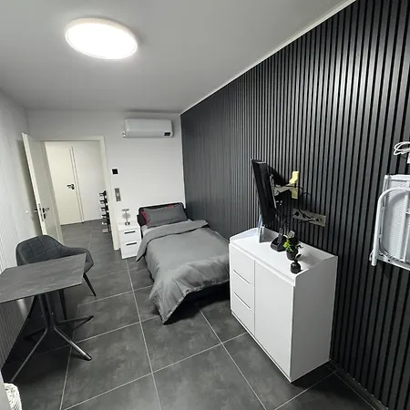 Modern Apartments, Nr 4, Nahe Schalke Arena, Zentral Zur Autobahn A42 Und A2, Ferienwohnung, Monteurwohnung Appartement *