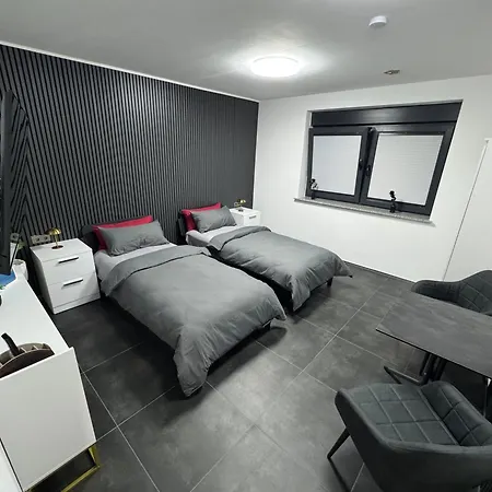 Modern Apartments, Nr 4, Nahe Schalke Arena, Zentral Zur Autobahn A42 Und A2, Ferienwohnung, Monteurwohnung
