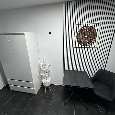 Modern Apartments, Nr 4, Nahe Schalke Arena, Zentral Zur Autobahn A42 Und A2, Ferienwohnung, Monteurwohnung Appartement