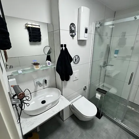 Modern Apartments, Nr 4, Nahe Schalke Arena, Zentral Zur Autobahn A42 Und A2, Ferienwohnung, Monteurwohnung